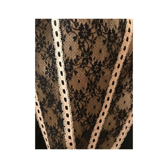 Bustier Intimates - Picture 2 of 3